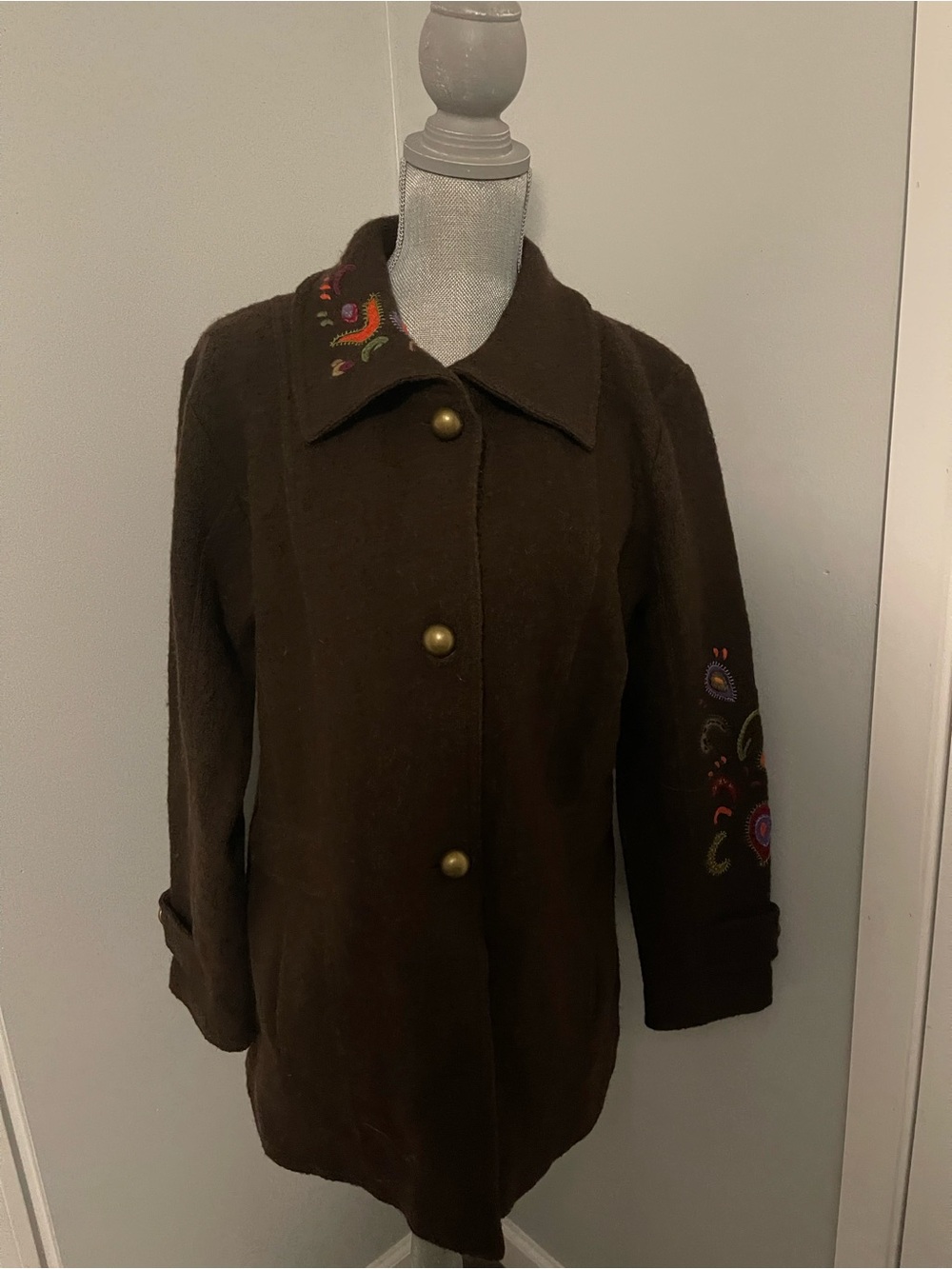 Icelandic Designs Brown Wool Embroidered Coat – Size M - Picture 7 of 7